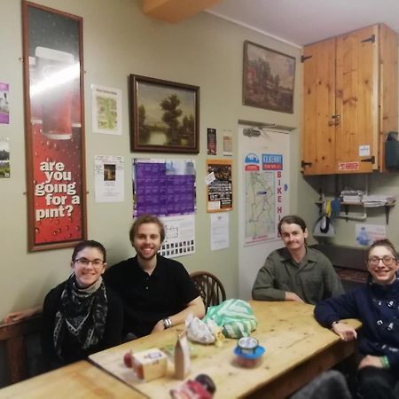 Macgabhainns Backpackers Hostel Kilkenny Buitenkant foto