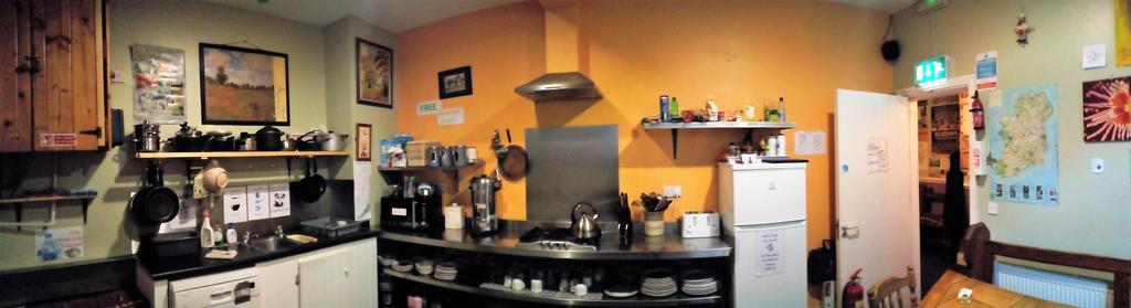 Macgabhainns Backpackers Hostel Kilkenny Buitenkant foto