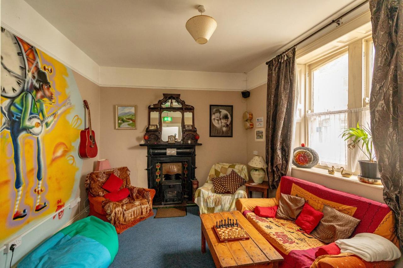 Macgabhainns Backpackers Hostel Kilkenny Buitenkant foto