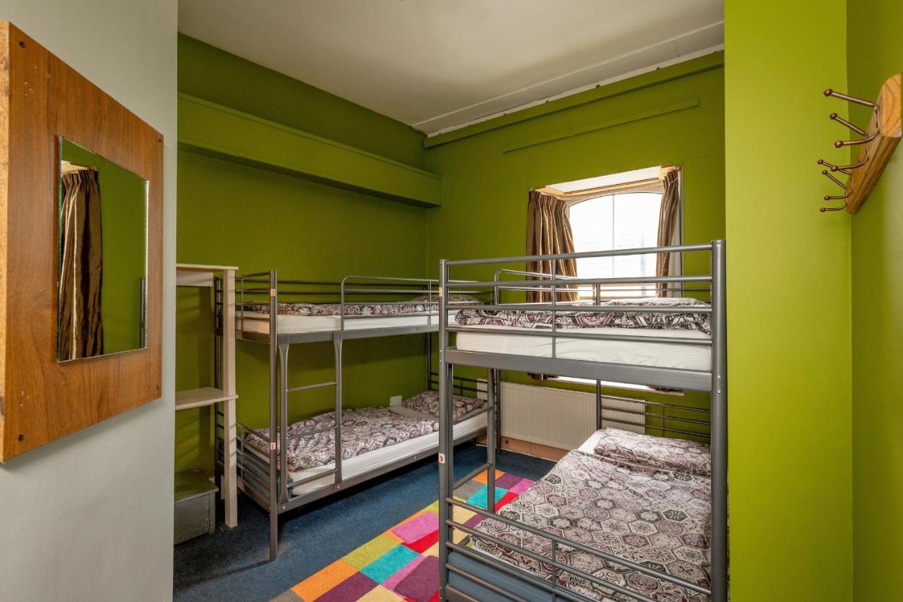 Macgabhainns Backpackers Hostel Kilkenny Buitenkant foto