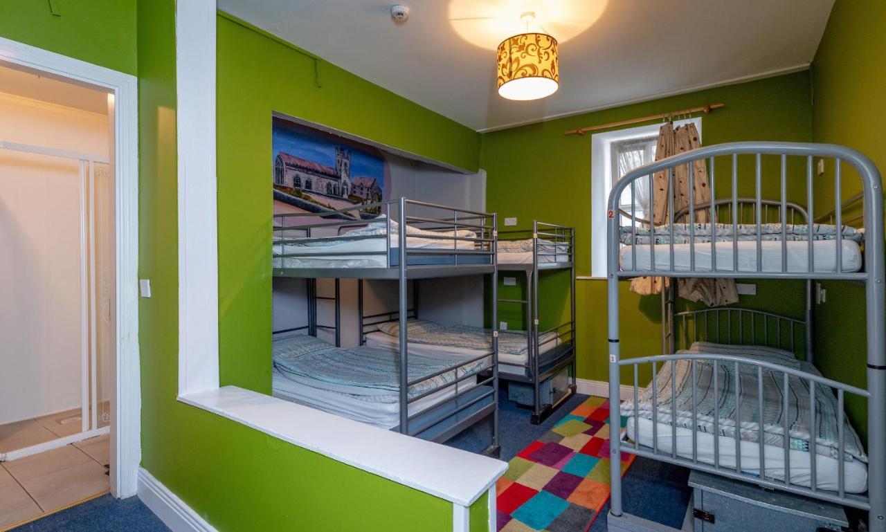 Macgabhainns Backpackers Hostel Kilkenny Buitenkant foto